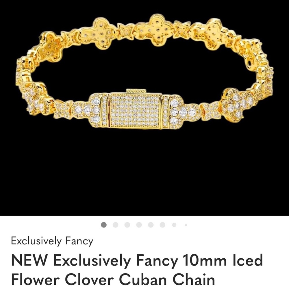 Exclusively Fancy Gold and Silver Flower Clover Bracelet / Women/Men